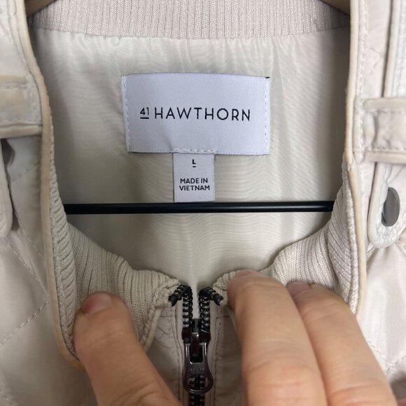 41 Hawthorn Quilted Zip-Up Vest – Size Large – Cream - Picture 6 of 13